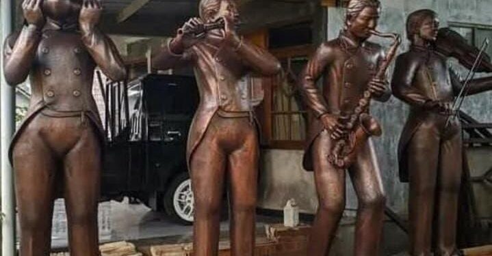 Melangkah ke Masa Depan: Pembuatan Patung Taman Custom dari Kuningan dan Tembaga