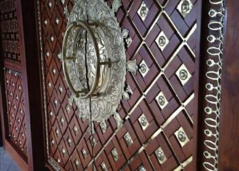 Menyingkap Misteri Pintu Nabawi: Simbolisme dan Kepentingannya