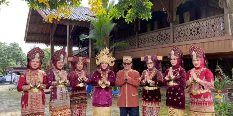 Paket Tour Budaya: Menyusuri Warisan Tradisional Lampung
