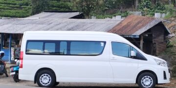 Mengukuhkan Pengalaman Melancong Anda dengan Vogue Trans: Perkhidmatan Sewa Kereta di Bandung