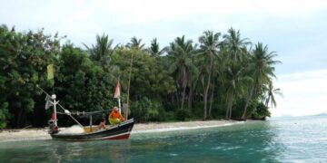 Paket Tour Pantai: Liburan Seru di Pantai-Pantai Eksotis Lampung