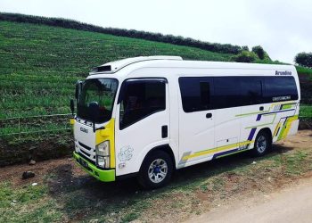 Sewa Elf Jakarta untuk Perjalanan Bisnis yang Efisien