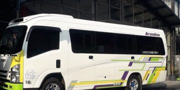 Sewa Elf Jakarta untuk Perjalanan Bisnis yang Efisien