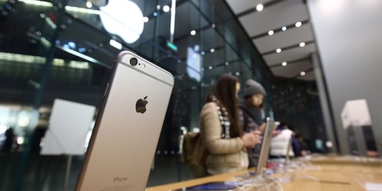 Keuntungan Gadai HP iPhone Dibandingkan Menjual HP