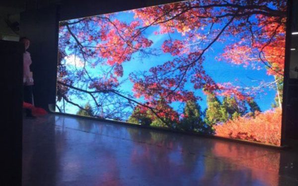 Bagaimana LED Screen Membuat Wedding Bandung Terlihat Lebih Premium